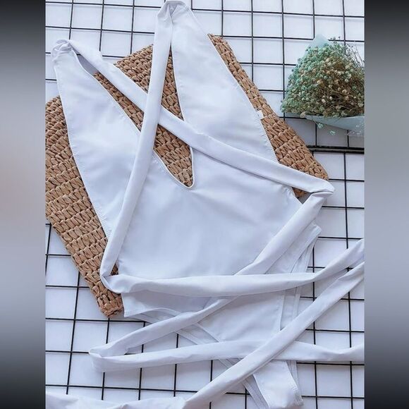 White Deep Plunge Swimsuit Med 8-10 - Picture 4 of 8